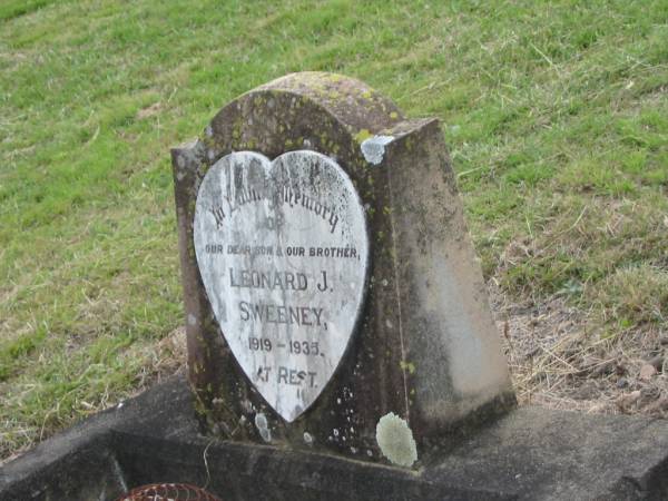 Leonard J. SWEENEY,  | son brother,  | 1919 - 1935;  | Coulson General Cemetery, Scenic Rim Region  | 