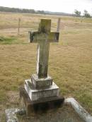 
Gertrude Zaidee,
wife of W.H. KIRK,
died Cressbrooke 9 Jan 1917 aged 23 years;
Cressbrook Homestead, Somerset Region
