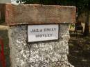 
Jas [James?] & Emily MOTLEY;
Crows Nest Methodist Pioneer Wall, Crows Nest Shire
