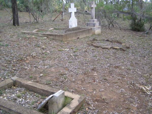 Douglas Catholic cemetery, Crows Nest Shire  | 