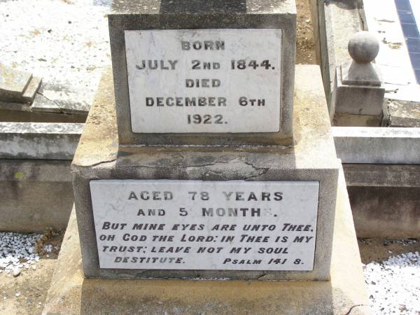 Johann J. PUKALLUS,  | born 2 July 1844  | died 6 Dec 1922 aged 78 years 5 months;  | Louisa PUKALLUS,  | born 11 Nov 1850  | died 19 Sept 1928 in 79th year;  | Douglas Lutheran cemetery, Crows Nest Shire  | 