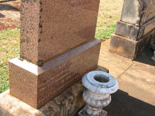 Mary Degses?  | daughter of George and Agnes  |   | Drayton and Toowoomba Cemetery  |   | 