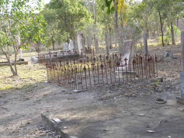 Emu Creek cemetery, Crows Nest Shire  | 