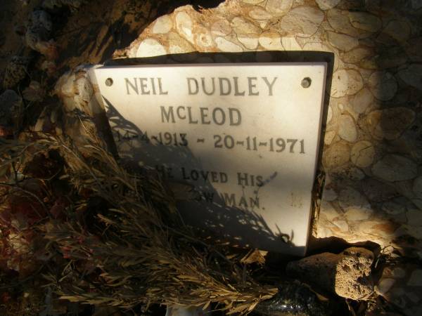 Neil Dudley McLEOD  | b: 14 Apr 1913  | d: 20 Nov 1971  |   | Exmouth Cemetery, WA  |   | 