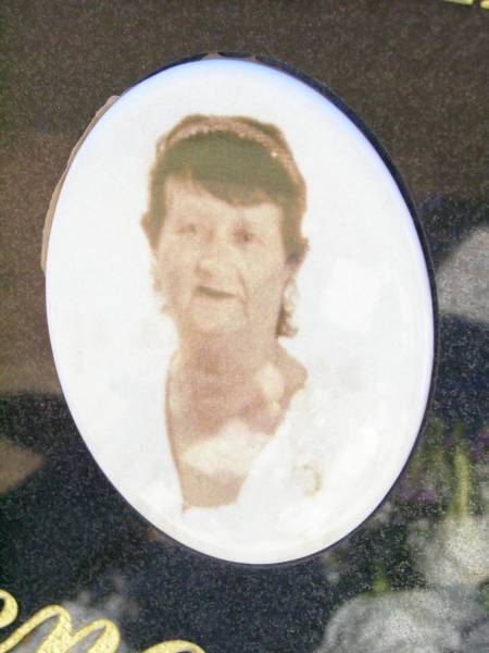 Florence May VOIGT (THOMPSON), mother,  | 18-12-1927 - 10-9-2004 aged 76 years;  | Fernvale General Cemetery, Esk Shire  | 