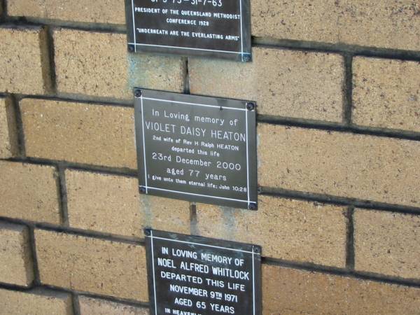Violet Daisy HEATON  | (2nd wife of H Ralph HEATON)  | 23 Dec 2000  | aged 77  |   | The Gap Uniting Church, Brisbane  | 