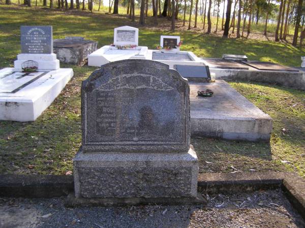 Grace Agnes ROBERTS, wife mother,  | died 4 January 1942 aged 59 years;  | Gheerulla cemetery, Maroochy Shire  | 