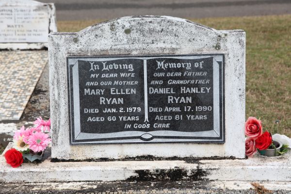 Mary Ellen RYAN  | d: 2 Jan 1979 aged 60  | Burial ID (left/south) 3801A  | Plot location (left/south) Position 56 Row 7 Section D  |   | Daniel Hanley RYAN  | d: 17 Apr 1990 aged 81  | Burial ID (right/north) 4728A  | Plot location (right/north) Position 55 Row 7 Section D  |   | Gladstone Cemetery  | Copyright 2021 Hoylen Sue  |   | 