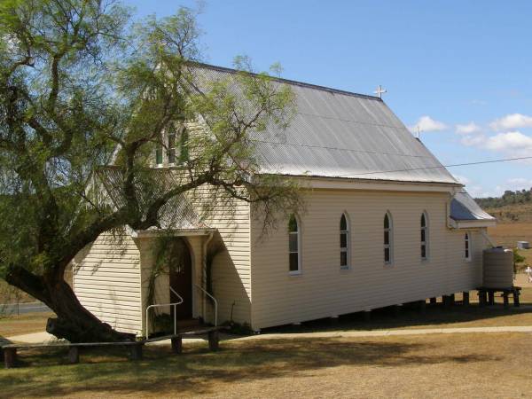 Glencoe Bethlehem Lutheran church;  | Glencoe Bethlehem Lutheran cemetery, Rosalie Shire  | 