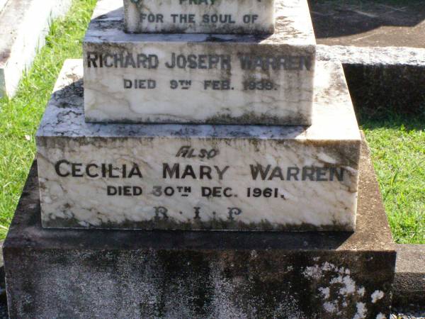 Richard Joseph WARREN,  | died 9 Feb 1939;  | Cecilia Mary WARREN,  | died 30 Dec 1961;  | Gleneagle Catholic cemetery, Beaudesert Shire  | 