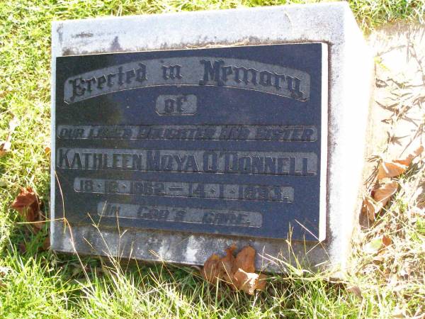 Kathleen Moya O'DONNELL,  | daughter sister,  | 18-12-1962 - 14-1-1993;  | Gleneagle Catholic cemetery, Beaudesert Shire  | 