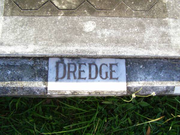 babies DREDGE;  | Lynne Margaret, died 13 March 1953;  | Barbara Anne, died 26 Sept 1959;  | Gleneagle Catholic cemetery, Beaudesert Shire  | 