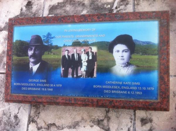 George SIMS  | b: Middlesex, England 30-Apr-1879  | d: Brisbane 19-Sep-1948  |   | Catherine Kate SIMS  | b: Middlesex, England 12-Oct-1879  | d: Brisbane 6-Dec-1953  |   | God's Acre cemetery, Archerfield, Brisbane  | 