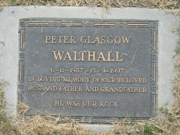 Peter Glasgow WALTHALL,  | 6-11-1937 - 13-9-1997,  | husband father grandfather;  | Goomeri cemetery, Kilkivan Shire  | 