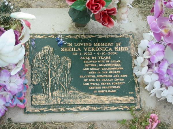 Sheila Veronica KIDD,  | 30-1-1922 - 4-10-2006 aged 84 years,  | wife of Allan,  | mother grandmother great-grandmother;  | Goomeri cemetery, Kilkivan Shire  | 