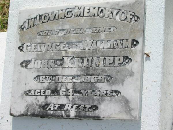 George William John KLUMPP,  | died 6 Dec 1969 aged 64 years;  | Maggie Gladys,  | wife,  | died 6 Dec 1976 aged 74 years;  | Goomeri cemetery, Kilkivan Shire  | 