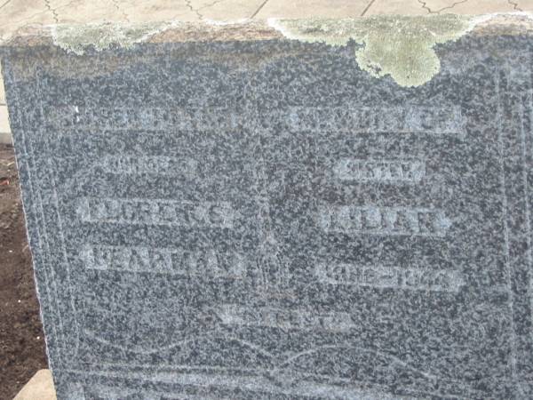 Florence Lilian PEARMAN,  | sister,  | 1886 - 1944;  | Greenmount cemetery, Cambooya Shire  | 