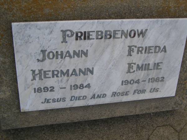 Johann Hermann PRIEBBENOW,  | 1892 - 1984;  | Frieda Emilie PRIEBBENOW,  | 1904 - 1982;  | Greenwood St Pauls Lutheran cemetery, Rosalie Shire  | 