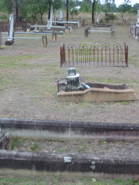 Haigslea Lawn Cemetery, Ipswich  | 