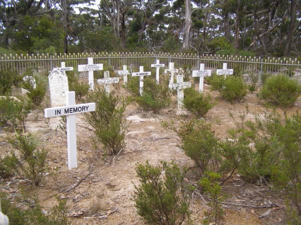 Harvey's return Cemetery - Kangaroo Island  |   | 