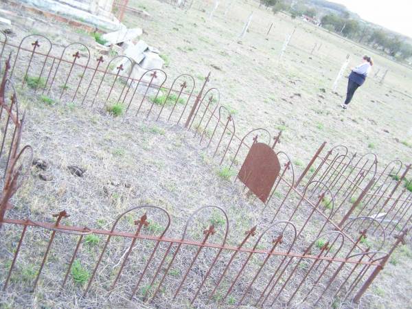 Old Hatton Vale (Apostolic) Cemetery  |   | 