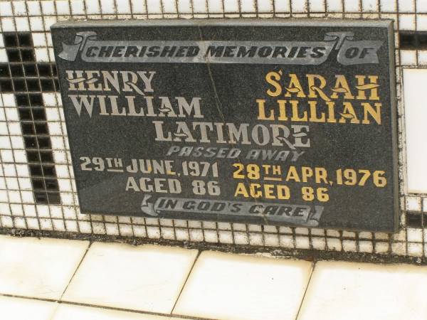 Henry William LATIMORE,  | died 29 June 1971 agd 86 years;  | Sarah Lillian LATIMORE,  | died 28 April 1976 aged 86 years;  | Howard cemetery, City of Hervey Bay  | 