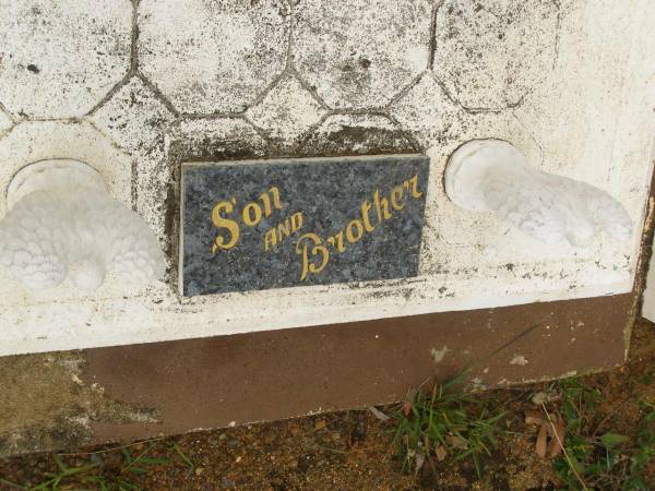 James Thomas BUFFEY,  | husband father son brother,  | accidentally killed 31-12-1981 aged 43 years;  | Howard cemetery, City of Hervey Bay  | 