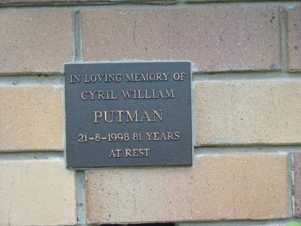 Cyril William PUTMAN,  | died 21-8-1998 aged 81 years;  | Howard cemetery, City of Hervey Bay  | 