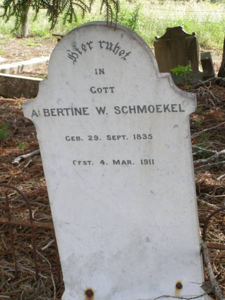 Albertine W SCHMOEKEL  | geb 29 Sep 1835, gest 4 Mar 1911  | Hoya Lutheran Cemetery, Boonah Shire  |   | 
