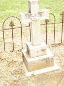 
Eileen,
died 20 Aug 1918 aged 18 months;
Dulcie,
died 24 Aug 1918 aged 4 years 3 months;
children of A.E. & E. GORDON;
Jandowae Cemetery, Wambo Shire

