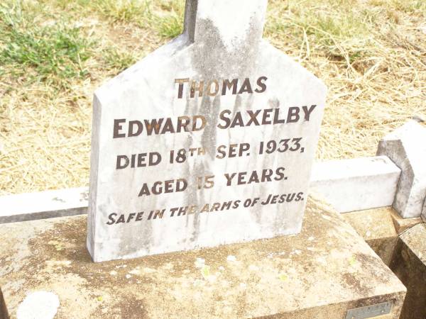 Thomas Edward SAXELBY,  | died 18 Sept 1933 aged 15 years;  | Jandowae Cemetery, Wambo Shire  | 