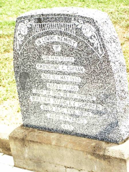 Catherine E. CURRAN,  | mother,  | died 16 May 1943 aged 69 years;  | William Stanley CURRAN,  | father,  | died 16 Feb 1953 aged 81 years;  | Jandowae Cemetery, Wambo Shire  | 