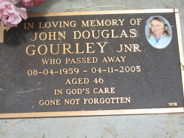 John Douglas GOURLEY jnr,  | 08-04-1959 - 04-11-2005 aged 46 years;  | Jandowae Cemetery, Wambo Shire  | 