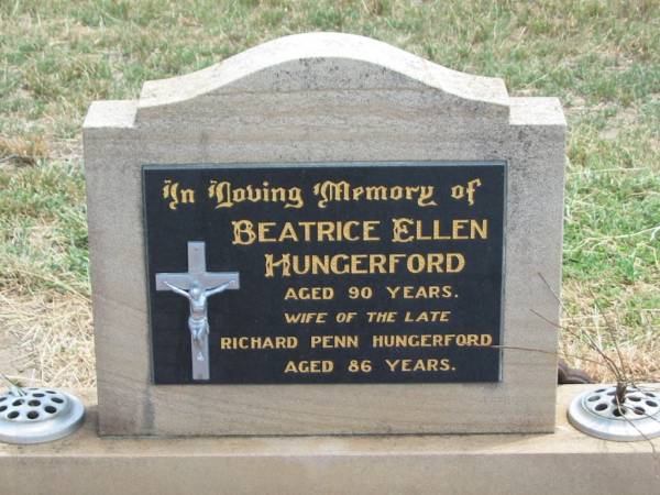 Beatrice Ellen HUNGERFORD,  | aged 90 years  | wife of the late Richar Penn HUNGERFORD,  | aged 86 years;  | Jandowae Cemetery, Wambo Shire  | 