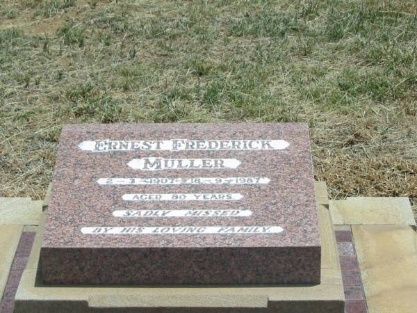Ernest Frederick MULLER,  | 2-3-1907 - 18-9-1987 aged 80 years;  | Jandowae Cemetery, Wambo Shire  | 