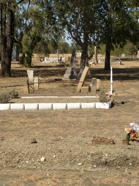 Jondaryan cemetery, Jondaryan Shire  | 