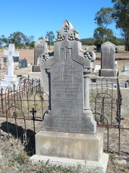 Sarah Rebecca JONES,  | died Lagoon Creek 19 June 1898  | aged 19 years 7 months;  | Mary JONES,  | wife of Thomas JONES,  | died 2 June 1899 aged 61 years;  | Jondaryan cemetery, Jondaryan Shire  | 