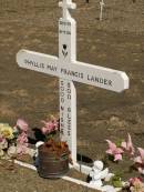 
Phyllis May Francis LANDER,
28-9-41 - 16-9-04;
Jondaryan cemetery, Jondaryan Shire
