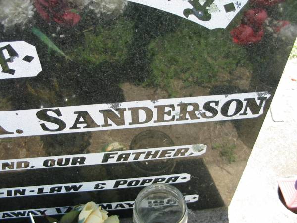 Lindsay A. SANDERSON,  | husband father father-in-law poppa,  | died 17 May 1981;  | Kalbar General Cemetery, Boonah Shire  | 