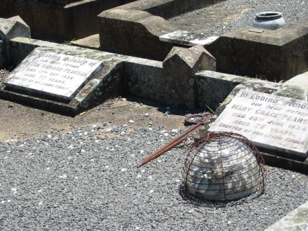 Mary Grace PEARSON, mother,  | died 28 June 1934 aged 76 years;  | Tilden Richard PEARSON, father,  | died 17 Sept 1936 aged 77 years;  | Kalbar General Cemetery, Boonah Shire  | 