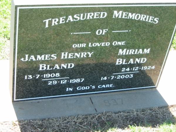 James Henry BLAND,  | 13-7-1908 - 29-12-1987;  | Miriam BLAND,  | 24-12-1924 - 14-7-2003;  | Kalbar General Cemetery, Boonah Shire  | 