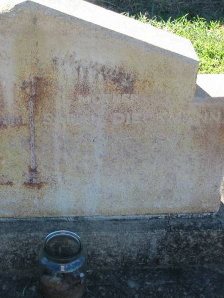 John F. DIECKMANN, father,  | 1875 - 1939?;  | Sarah DIECKMANN, mother,  | 1879 - 1947?;  | Kalbar General Cemetery, Boonah Shire  | 