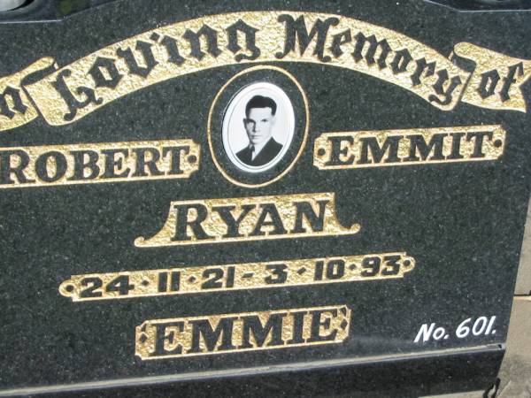 Robert Emmit RYAN (Emmie),  | 24-11-21 - 3-10-93;  | Kalbar General Cemetery, Boonah Shire  | 