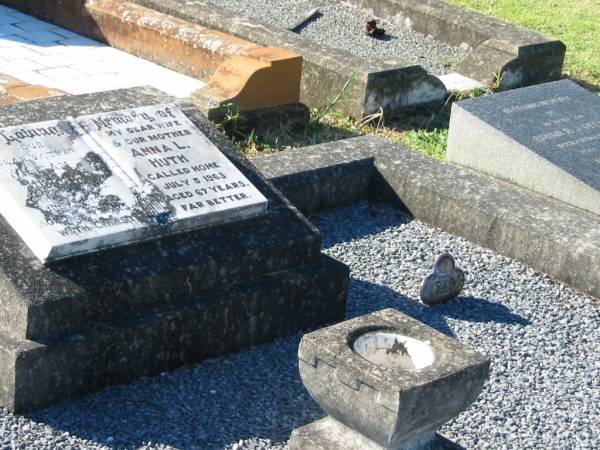 William HUTH, father,  | died 19 July 1965 aged 83 years;  | Anna L. HUTH, wife mother,  | died 5 July 1963 aged 67 years;  | Kalbar General Cemetery, Boonah Shire  |   | 