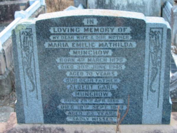 Maria Emilie Mathilda MUNCHOW  | b: 4 Mar 1875, d: 30 Jun 1945, aged 70  | Albert Carl MUNCHOW  | b: 25 Apr 1865, d: 10 Sep 1949 aged 83  |   | St John's Lutheran Church Cemetery, Kalbar, Boonah Shire  |   | 