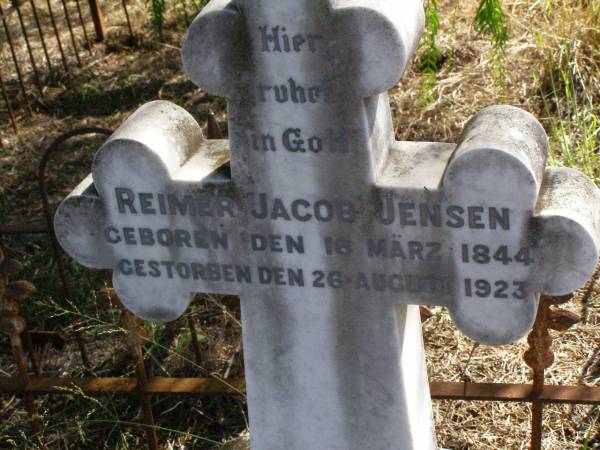 Ida Elizabeth JENSEN, mother,  | born 31 Jan 1844 died 30 March 1909;  | Reimer Jacob JENSEN,  | born 16 March 1844  | died 26 August 1923;  | Kalbar St Marks's Lutheran cemetery, Boonah Shire  | 