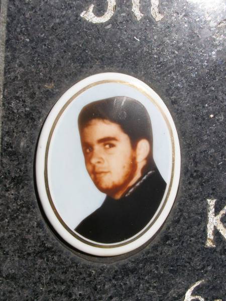Jason Lloyd KING-DURHAM,  | 6-5-1976 - 17-11-1995;  | Kandanga Cemetery, Cooloola Shire  | 