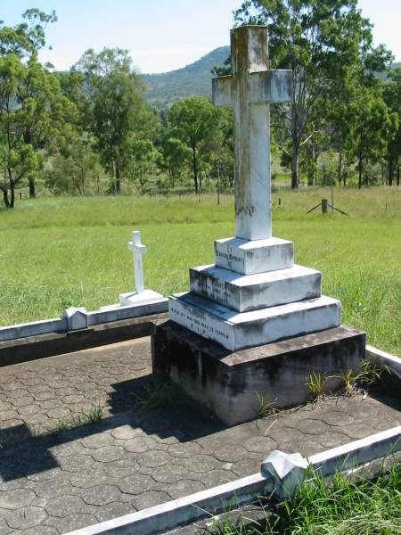 John KEAVENY,  | died 7 June 1950 aged 58 years;  | Hanorah, wife,  | died 28 May 1968 aged 73 years;  | St John's Catholic Church, Kerry, Beaudesert Shire  | 