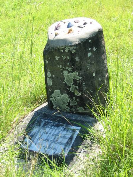 John BAHL,  | 10-10-1922,  | Johnny HORAN's friend;  | St John's Catholic Church, Kerry, Beaudesert Shire  | 