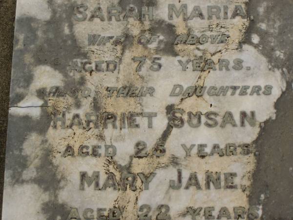Thomas William BRADFORD,  | aged 87 years;  | Sarah Maria BRADFORD,  | wife,  | aged 75 years;  | Harriet Susan BRADFORD,  | daughter,  | aged 25 years;  | Mary Jane,  | daughter,  | aged 22 years;  | Sarah BRADFORD,  | grand-daughter,  | died 20 June 1920 aged 5 years;  | Killarney cemetery, Warwick Shire  |